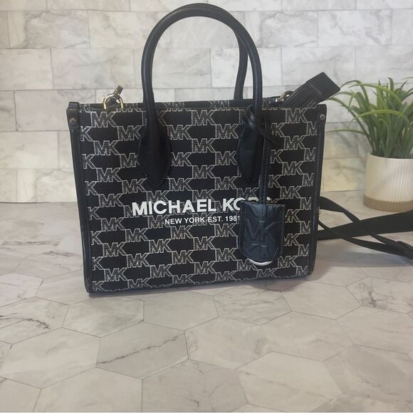 MICHAEL KORS MIRELLA BLACK MULTI METALLIC SM SHOPPER TZ XBODY - Picture 1 of 13